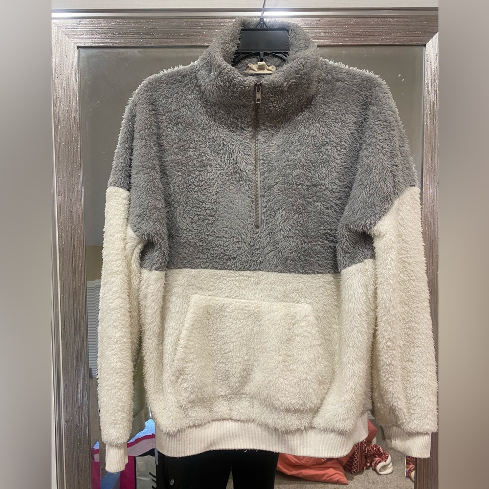 Fuzzy sweatshirt